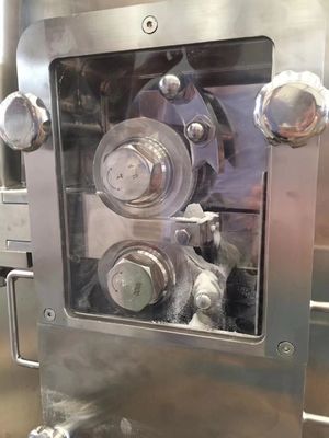 Compresor seco del rodillo de la máquina de granulación de la alta capacidad 100kg/Batch farmacéutico