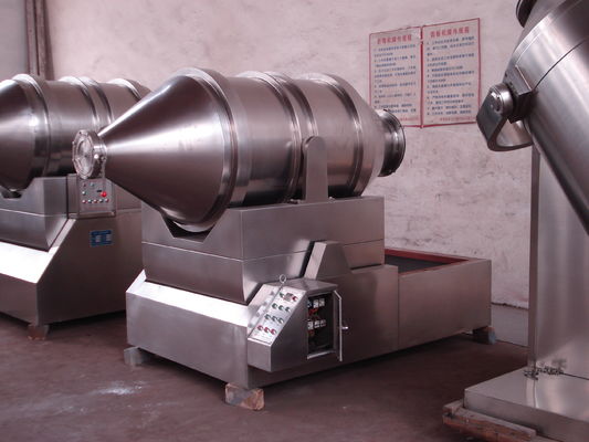 el mezclador industrial 1800L trabaja a máquina el mezclador bidimensional de EYH