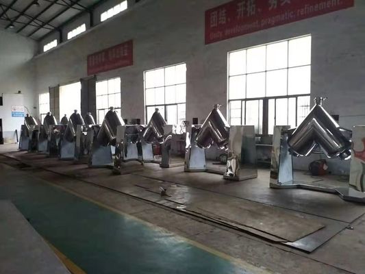el mezclador industrial 220V-480V trabaja a máquina el polvo 20r/min de la licuadora V