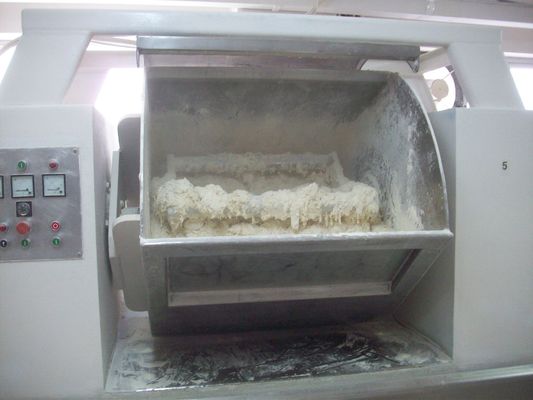 el mezclador industrial de 380V 440V trabaja a máquina el mezclador del polvo seco 150kg/batch